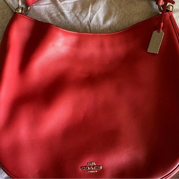 Coach Vibrant Red Leather Shoulder Bag - Picture 3 of 8